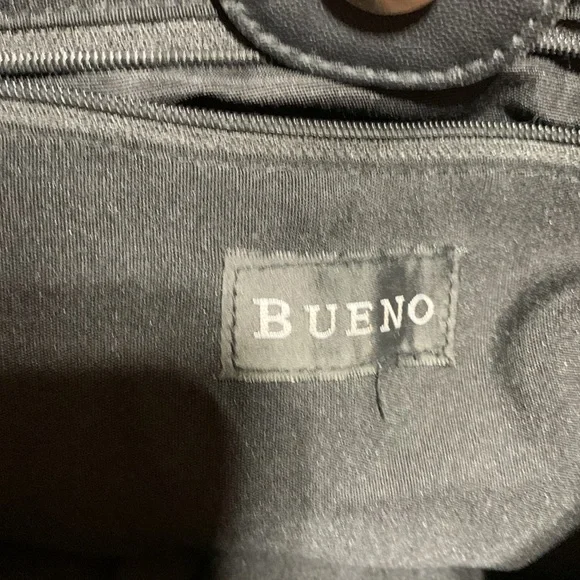 Bueno black faux leather ruffled tier shoulder bag - Picture 4 of 8